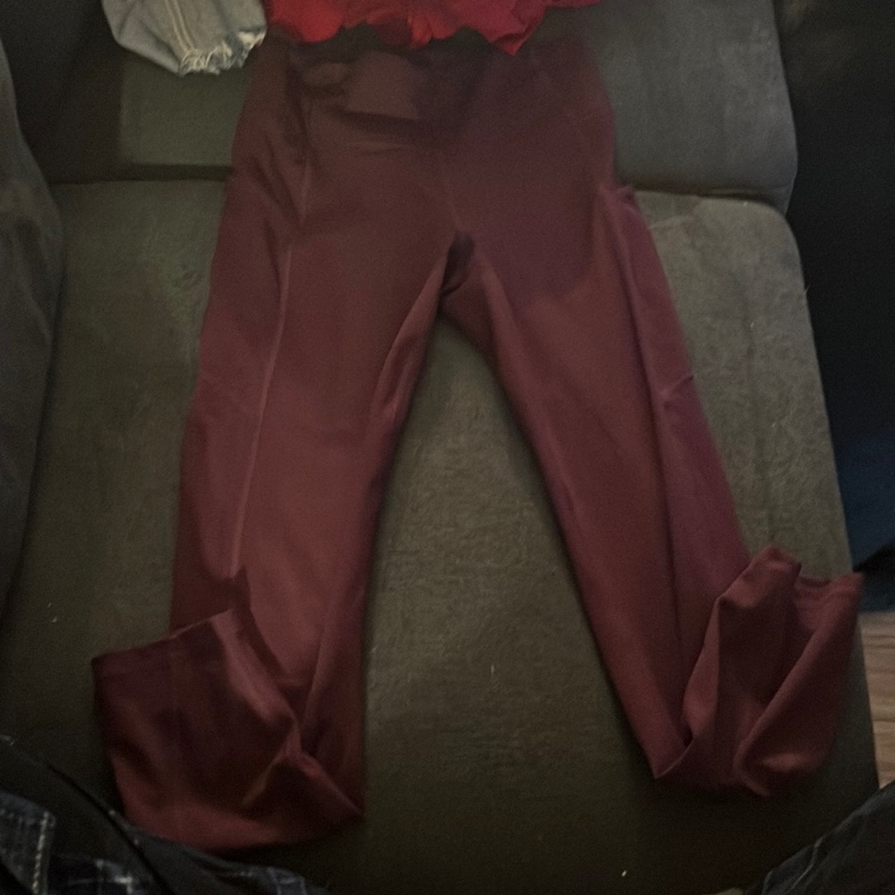 plum colored fabletics leggings